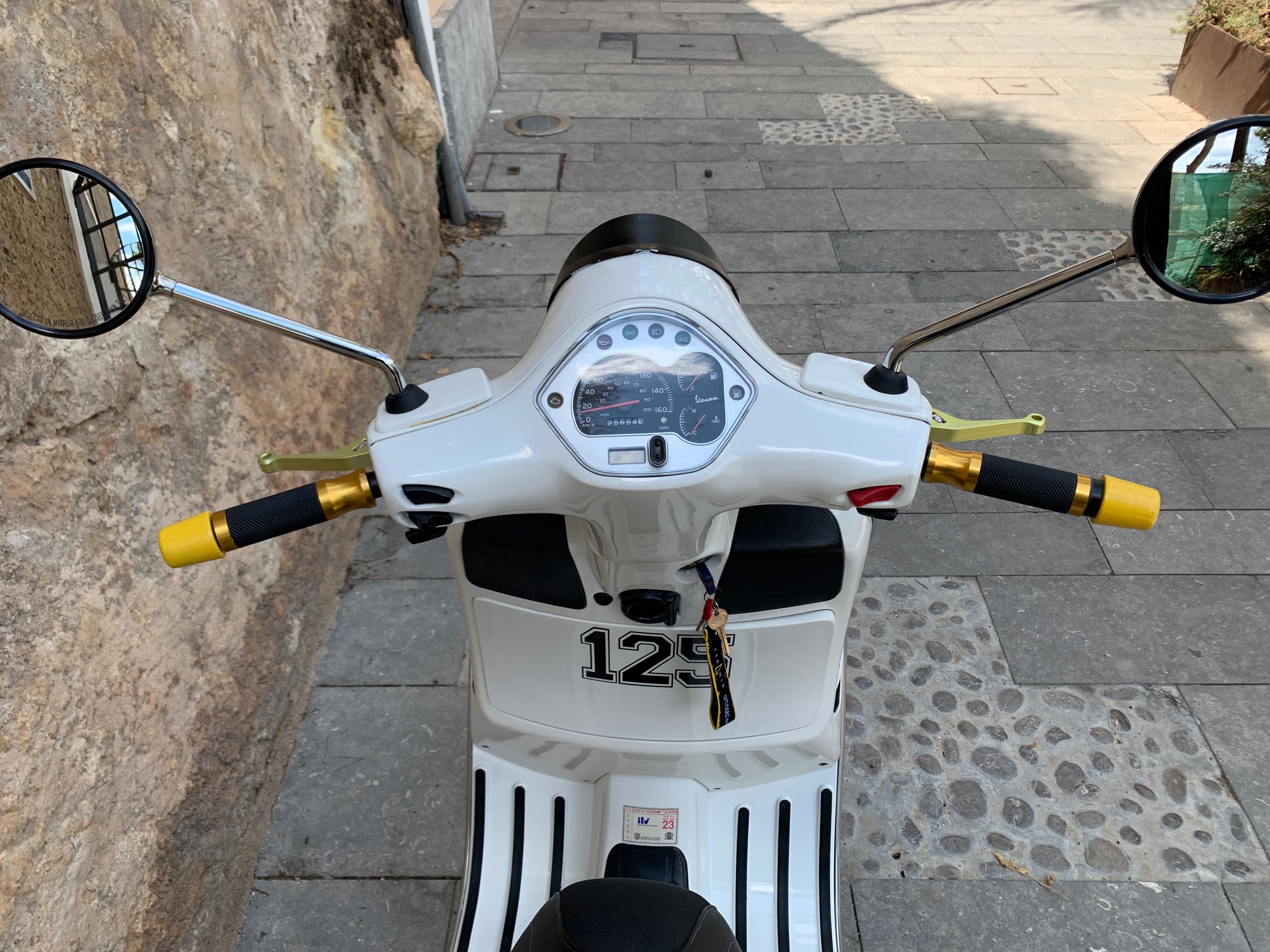 VESPA  GTS 300 Supra
