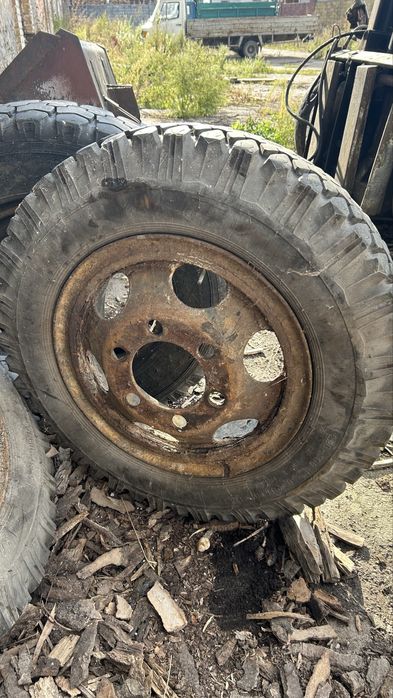 Шини з дисками 7,50 R20 колеса ГАЗ