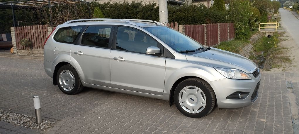 Ford Focus 2.0 benzyna+gaz, 2009 rok, oryginalny lakier!!