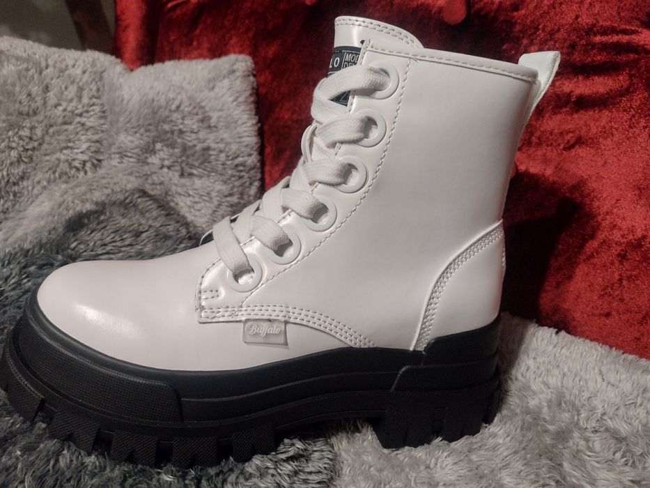 Buffalo rozmiar 39
