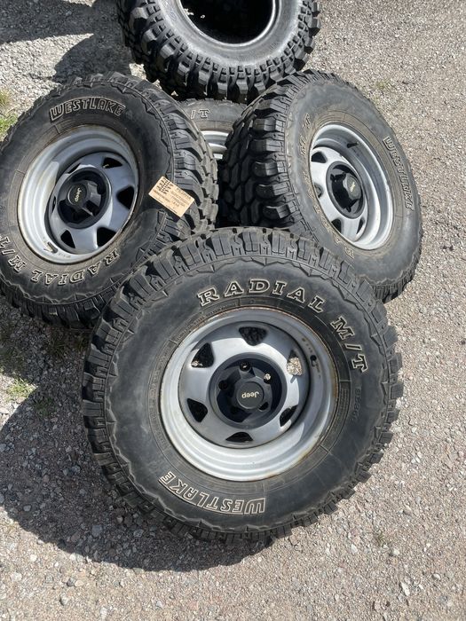 диски 5x114 R15 J7 ET25 Jeep zj xj грязева резина 31/10,5 R15 MT