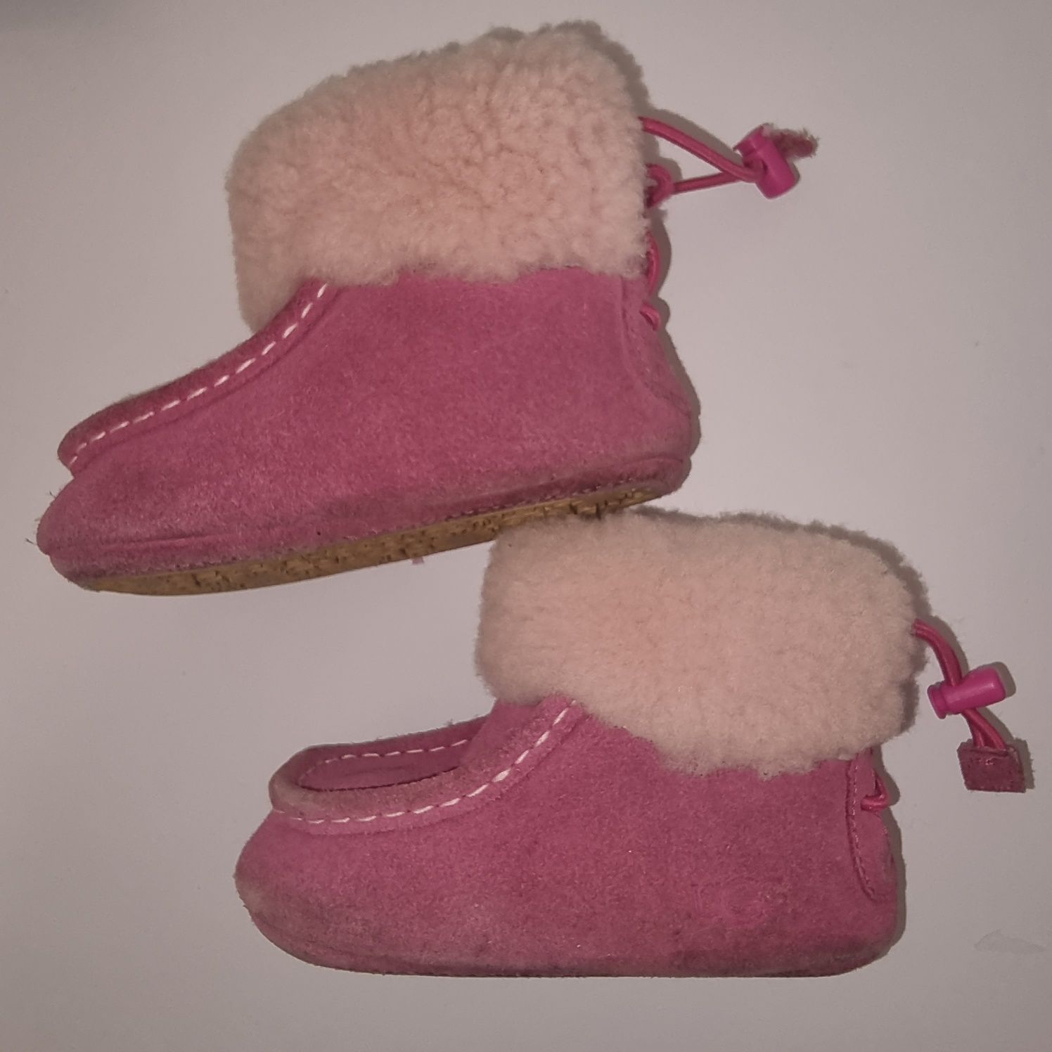 Продам угги ugg 20.5