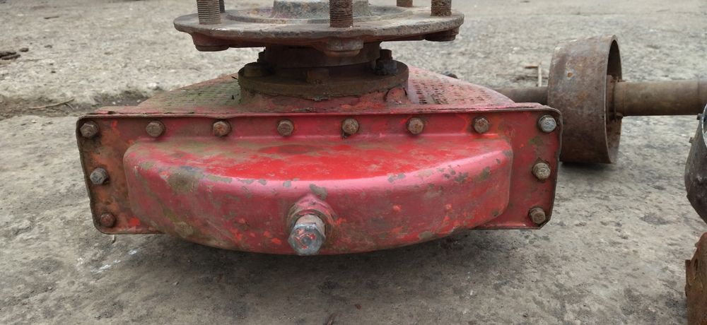 Stara zwolnica do ciągnika traktora ruskiego WŁADIMIRIEC T-25