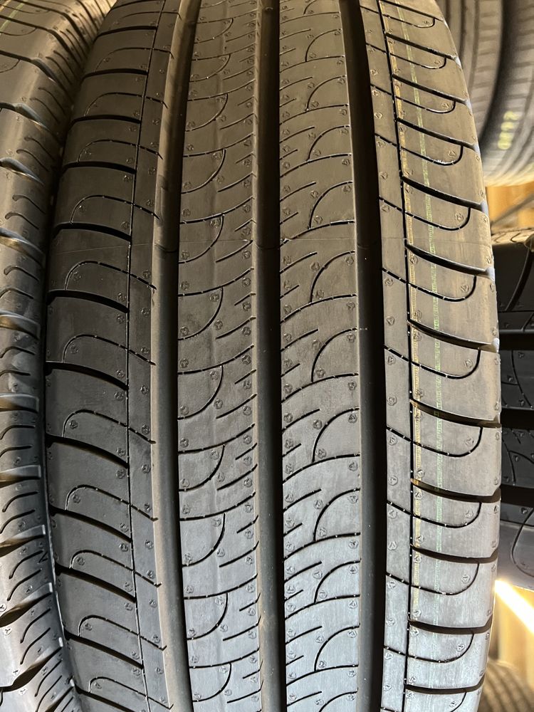 Шини літні 215х65хR16C GoodYear Efficient GRIP 4шт 2022рік