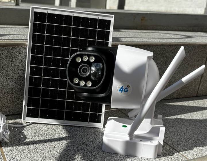 Вулична 4g Камера відеонагляду на сонячній батареї 18650 автономна LTE
