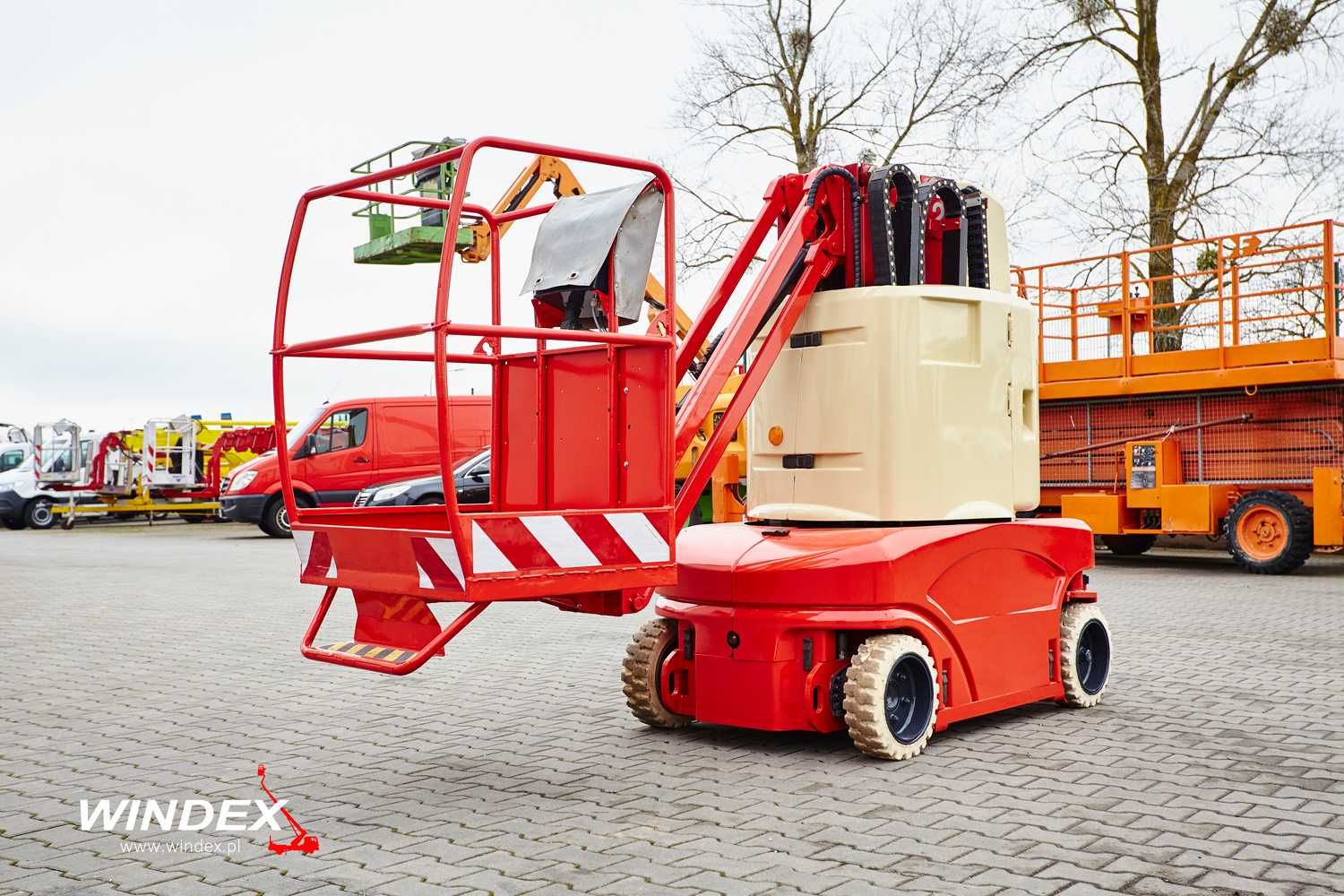 Podnośnik pionowy JLG TOUCAN T1010 I