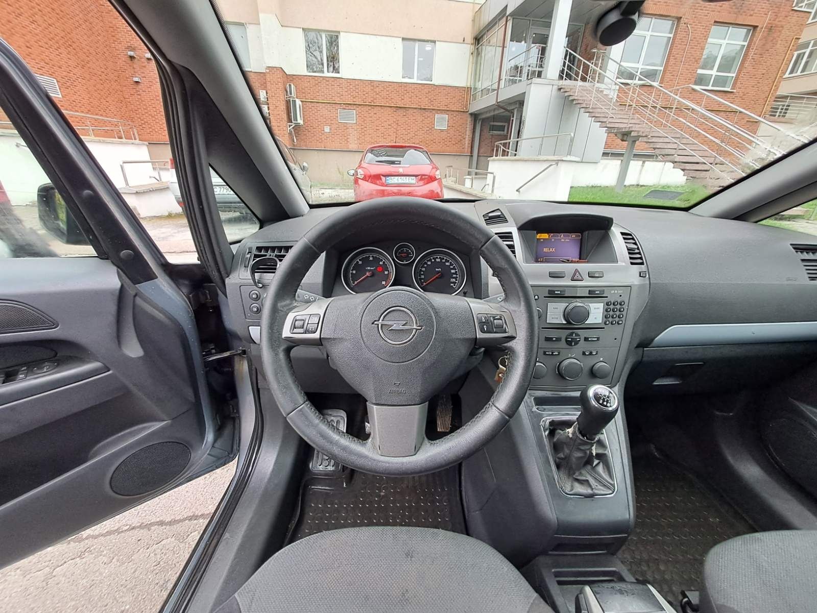 Opel Zafira 1.9 дизель