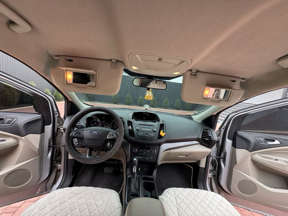 Ford Escape 2017 року