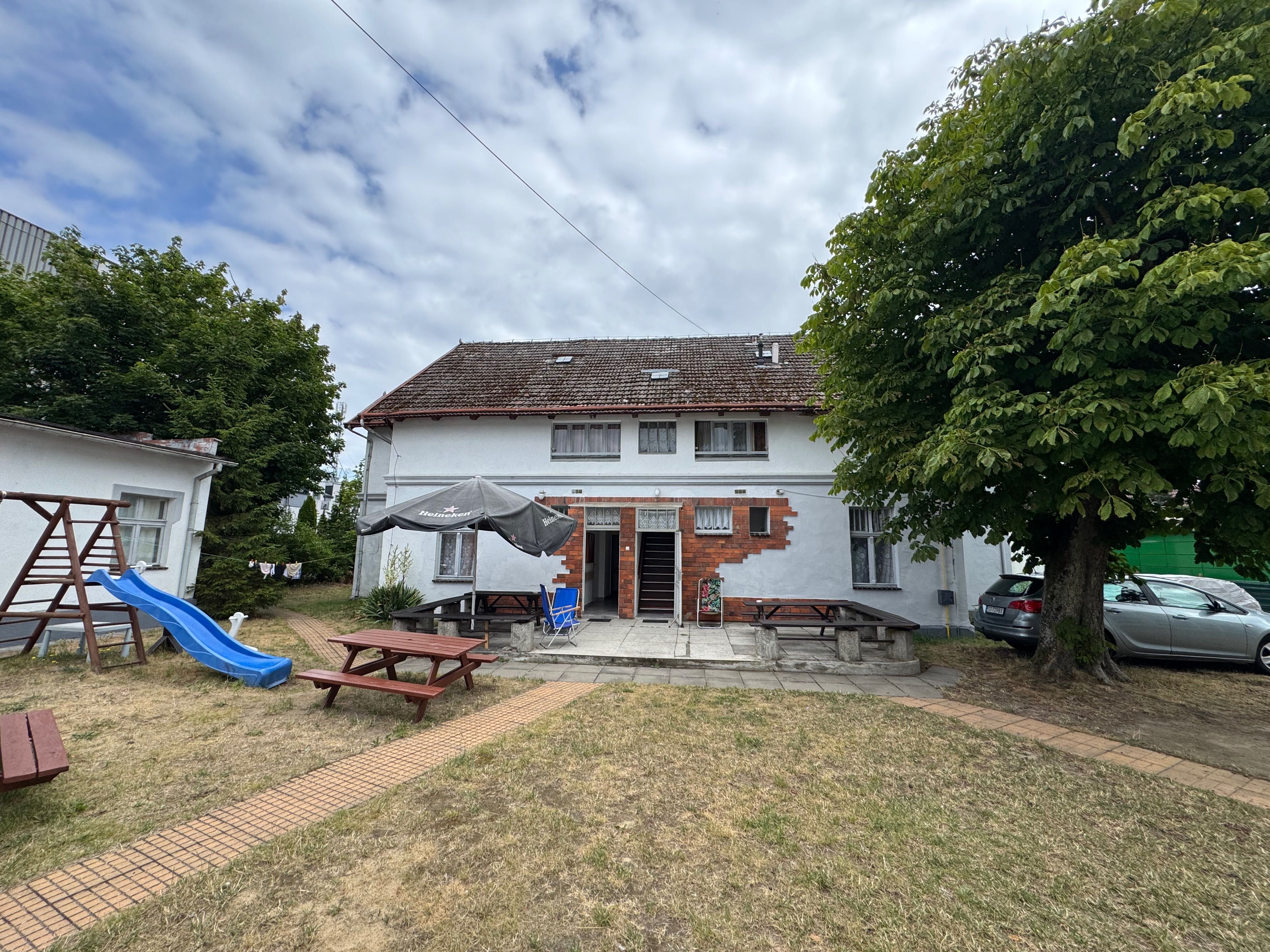 Wydzierżawię ośrodek, 20 pokoi, 150 m od plaży