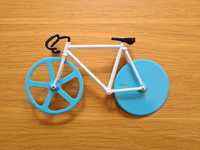 Cortador de pizza em forma de bicicleta