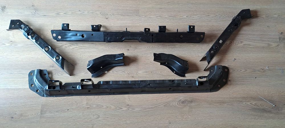 Планка-Панель  радіатора(телевізор) верня- нижня -бокові