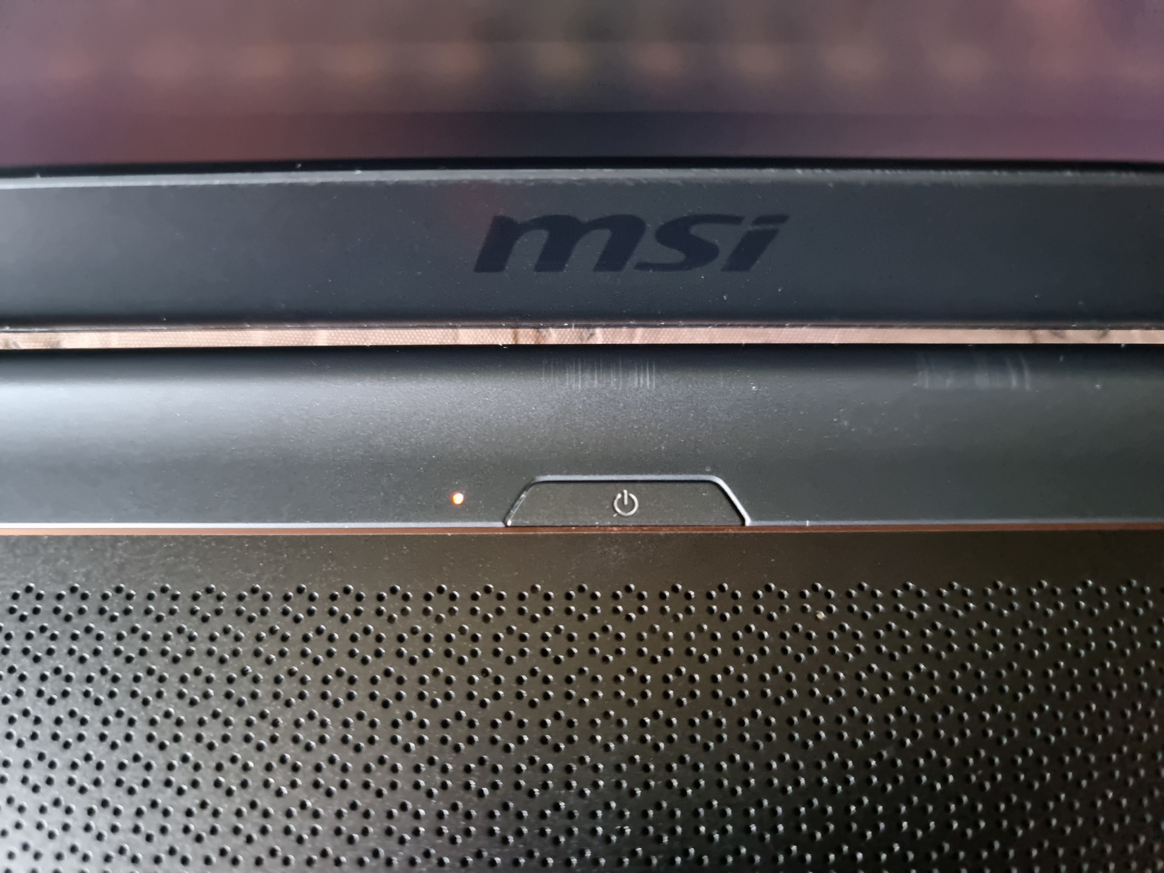 MSI GS75 i7-9750H/16GB/512 GTX1660Ti 144Hz