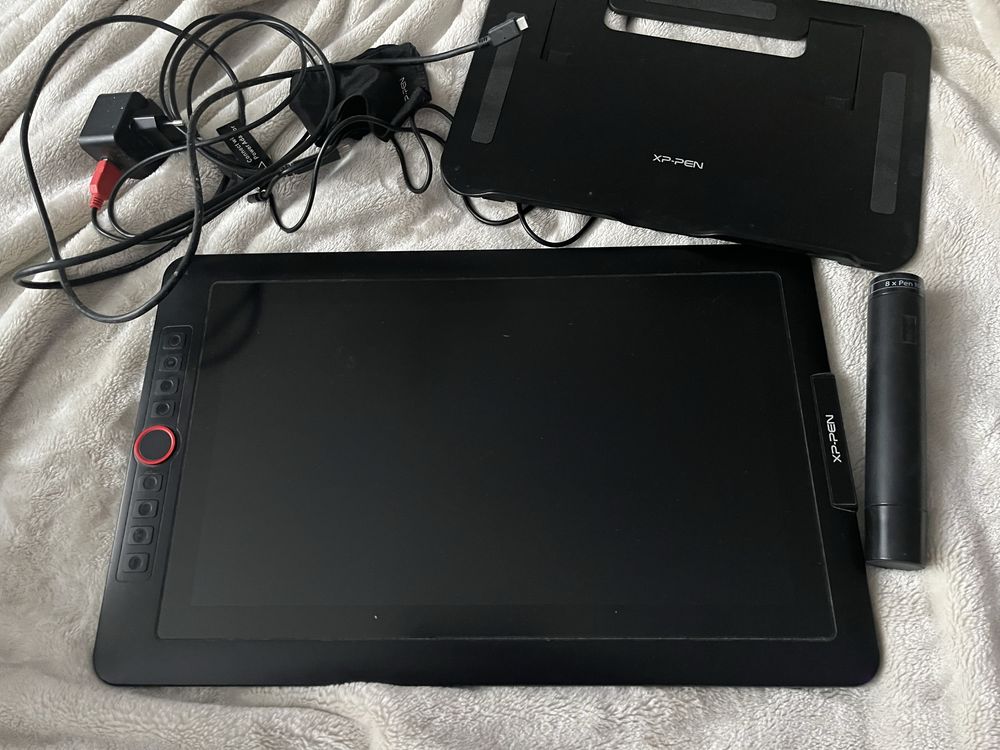tablet graficzny xp pen 15.6 pro