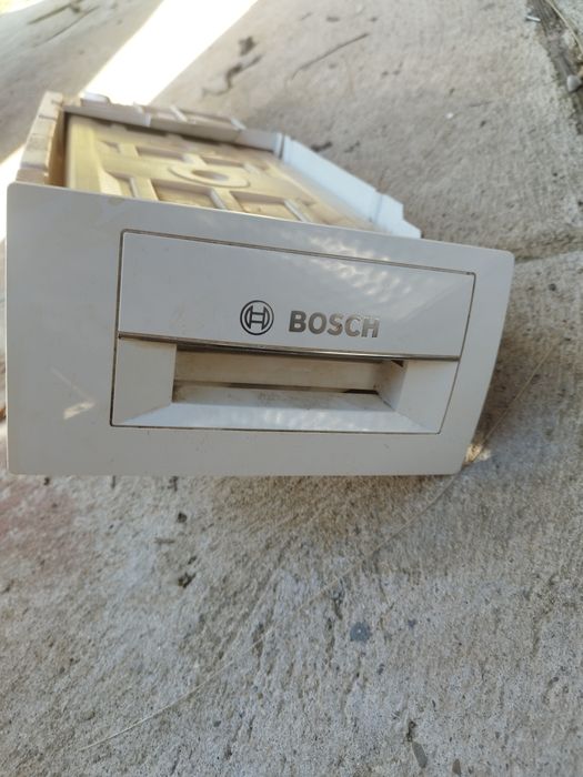 Zbiornik na wodę do suszarki Bosch
