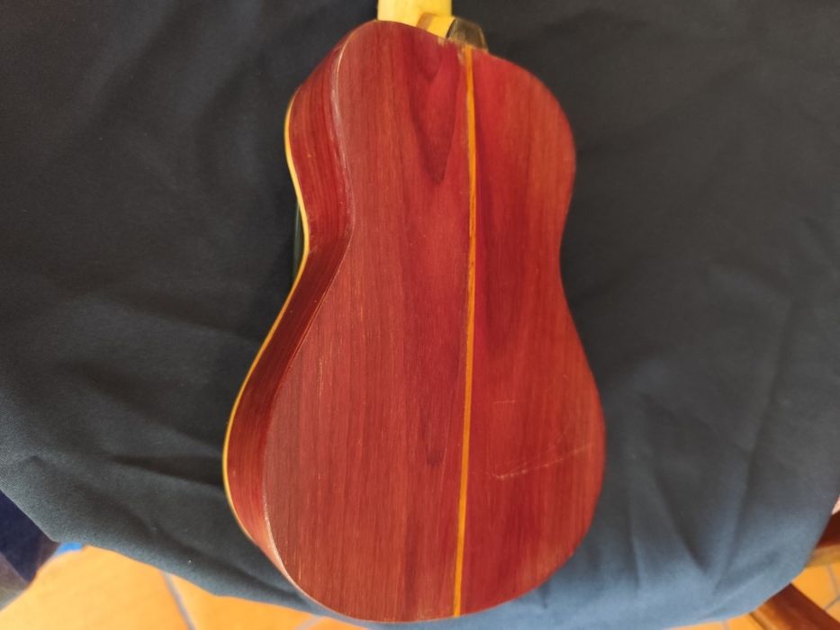 Cavaquinho Novo , construído em madeira ROXINHO!