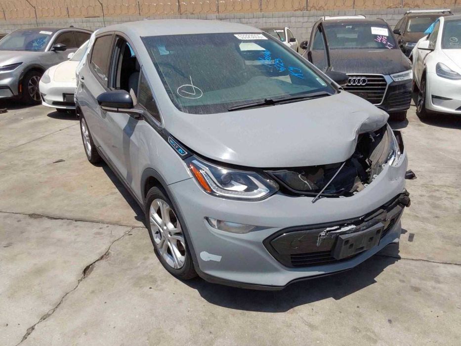 Шевроле Болт фара Chevrolet Bolt Фари