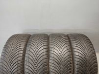 4x215/45R17 Kumho Solus 4S HA32, 91V XL, 2022 rok, całoroczne
