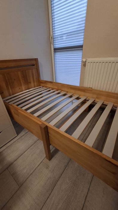 Rama łóżka drewnianego z regulowaną ramą IKEA