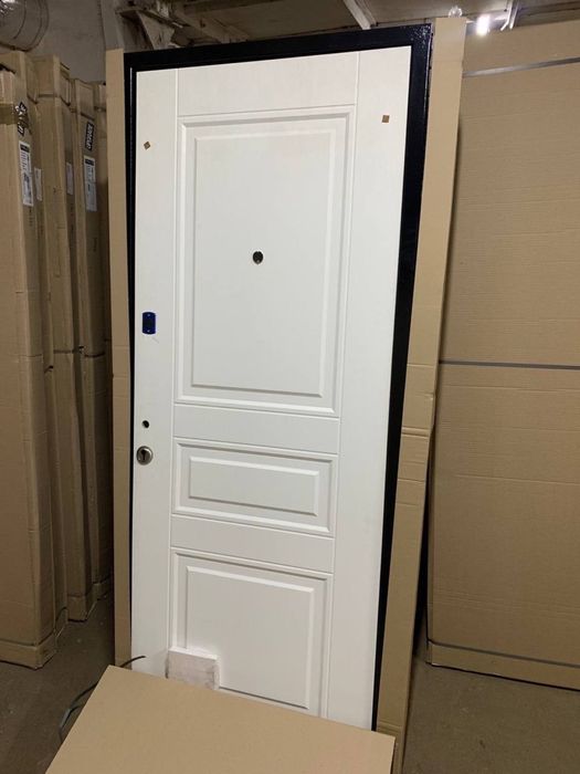 Двері вхідні в асортименті в наявності та під замовлення + монтаж
