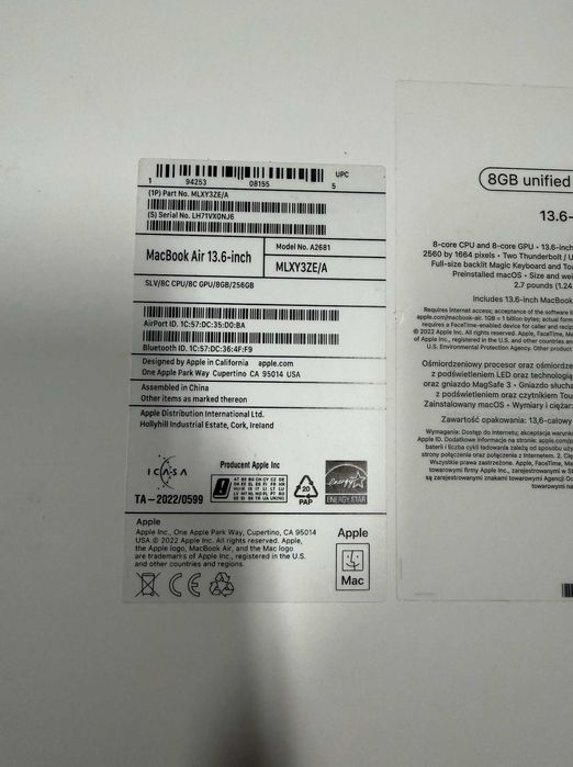 Macbook Air M2 Srebrny