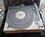Gramofon Lenco L75