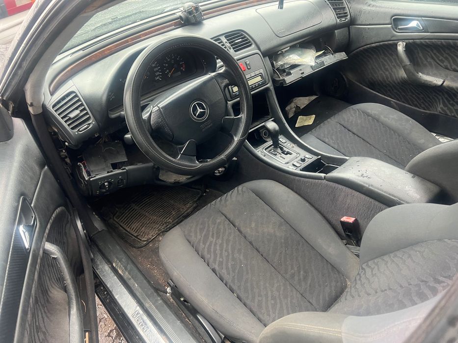 Разборка Mercedes CLK 2000 Рік 2.0 Компресор Автомат