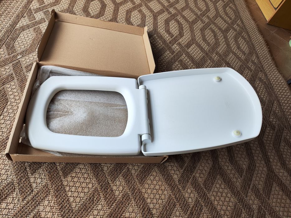 Тумбочка підставка.