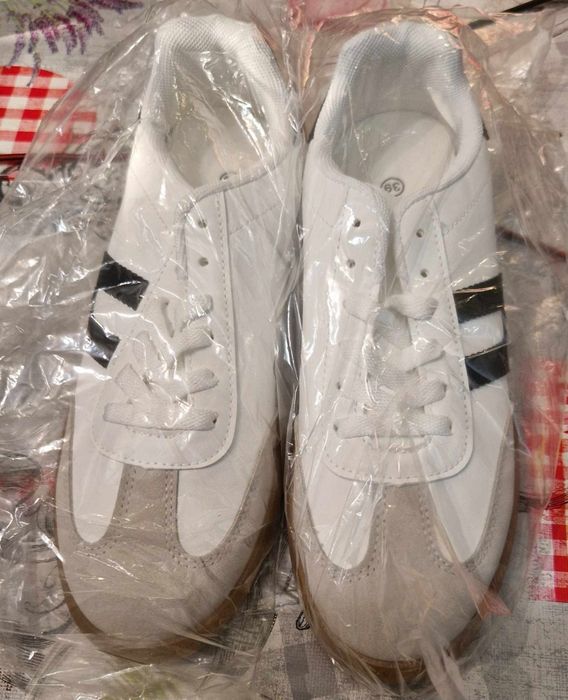 Vendo sapatilhas novas