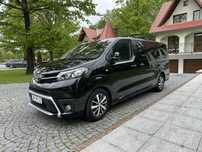 Wynajem Toyota ProAce  Wersja VIP 8-osobowa Extra Long