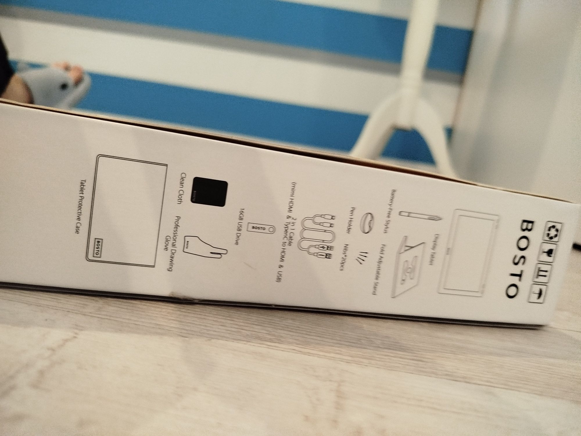 Tablet graficzny Bosto 16HD + akcesoria