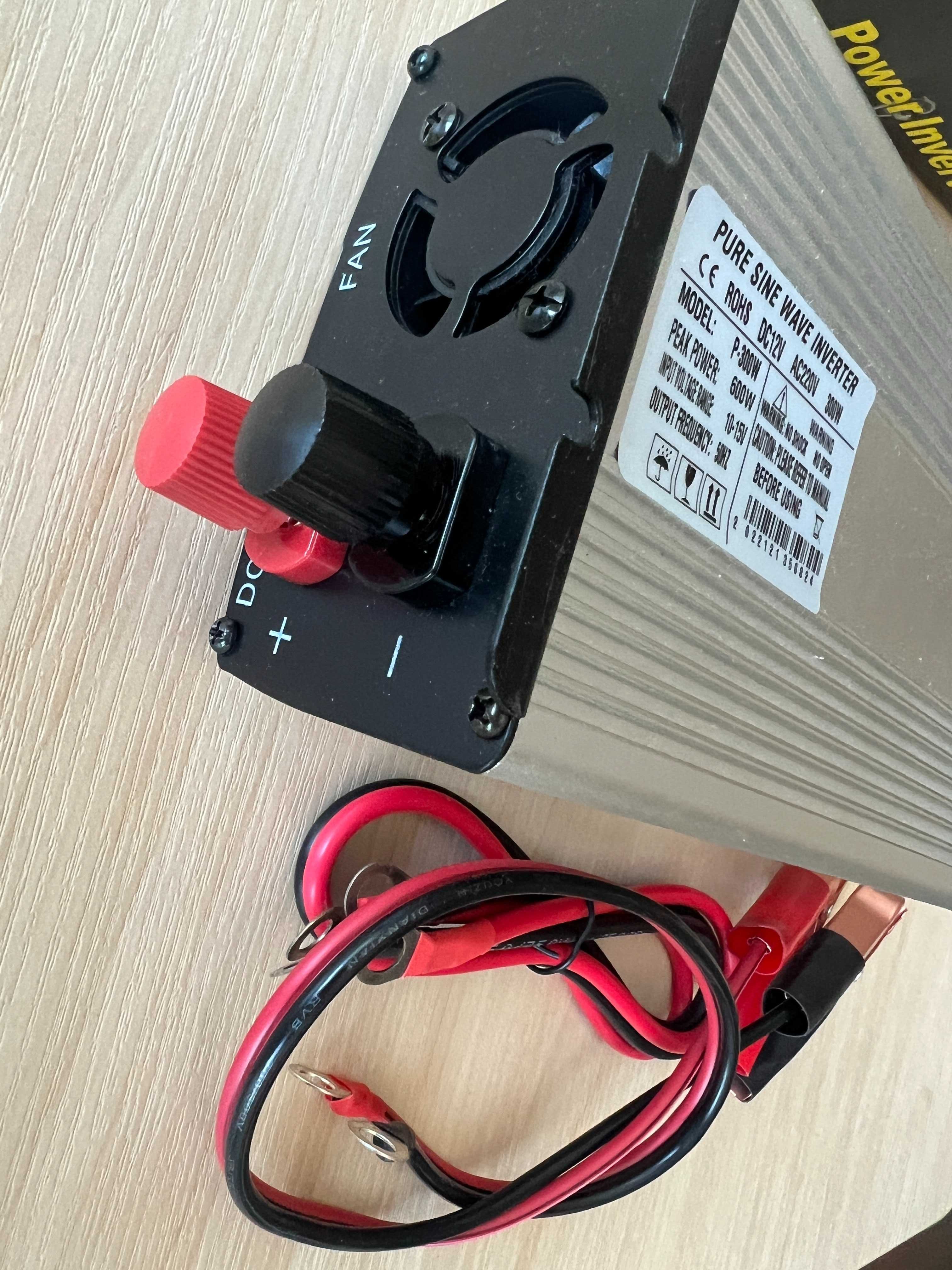 Інвертор-перетворювач з чистою синусоїдою JYINS P-300/600W 12V new