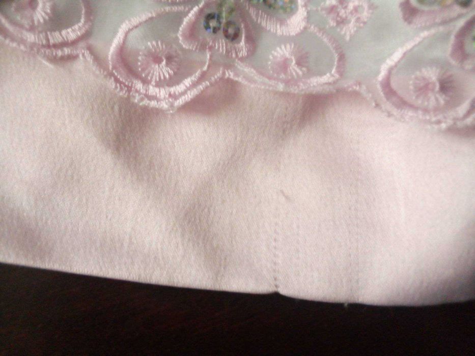 Śliczna sukienka różowo-biała rozm. 6/9m YAN BIN