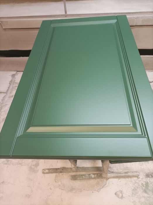 Lakierowanie Frontów Meblowych