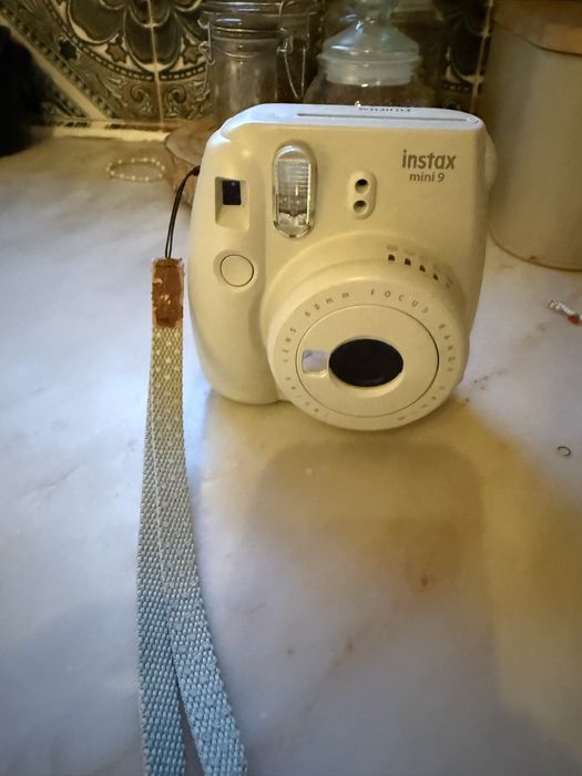 Instax mini 9 em muito bom estado