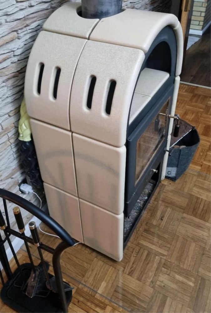 Piec kaflowy biały, kominek kaflowy Hark 7 KW