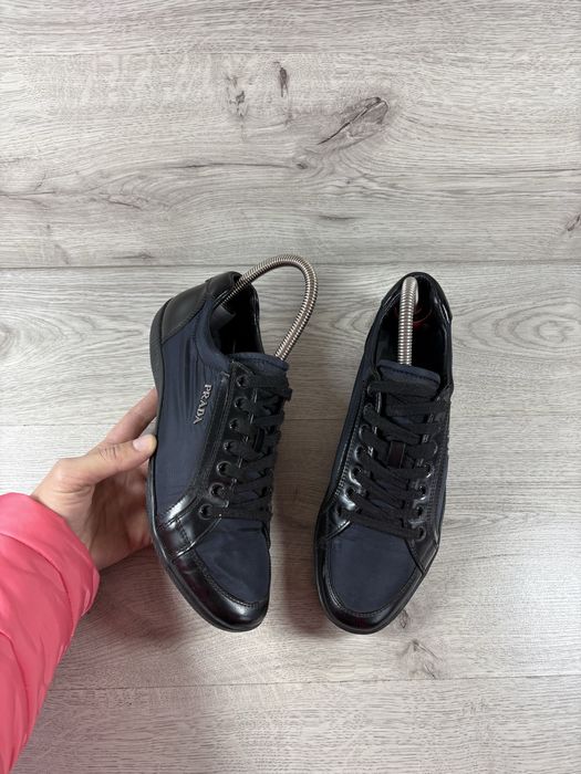 Prada оригінал 37.5 розмір кросівки жіночі
