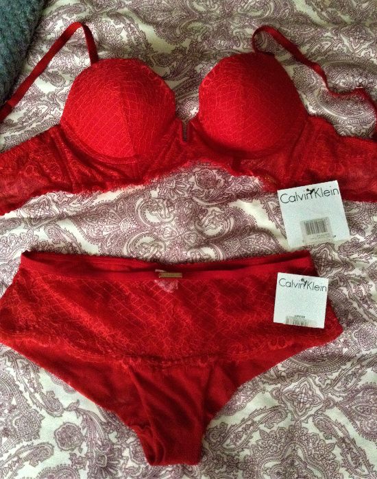 Lingerie vermelha Calvin Klein