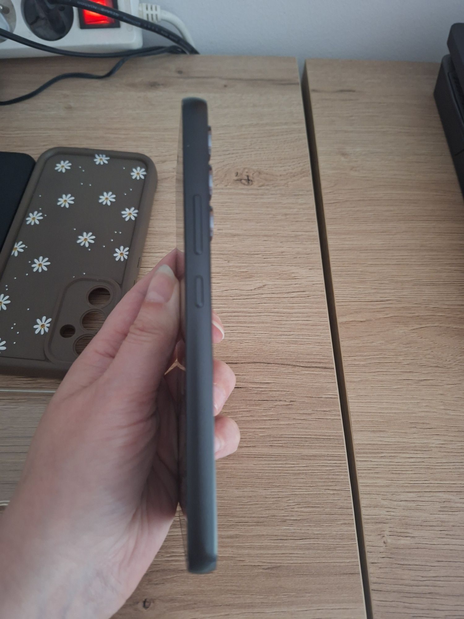 Samsung a54 5g 128gb + 4x plecki