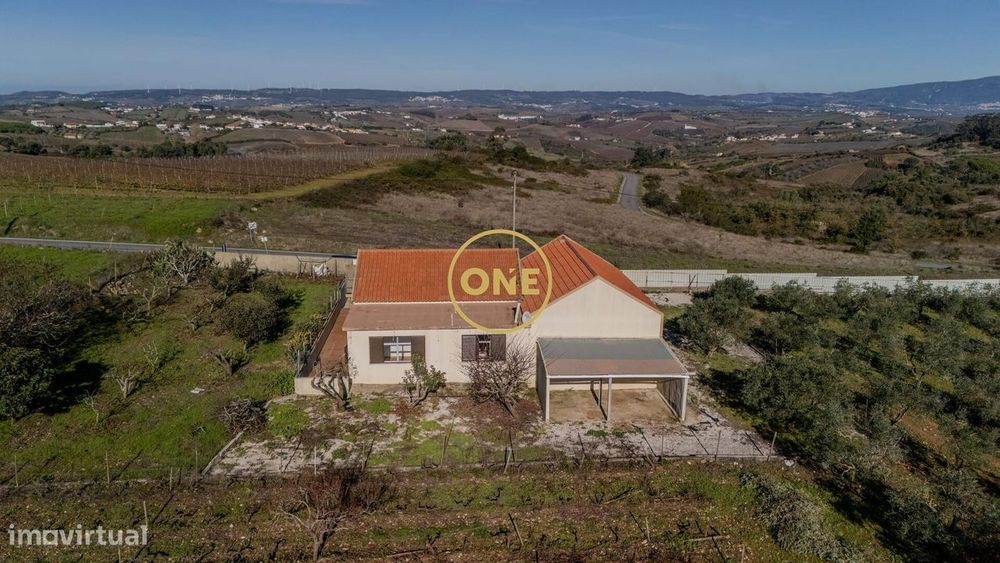 Moradia Térrea T2+1 com Terreno de 3,88 ha – Cruz do Vento, Carnota (A