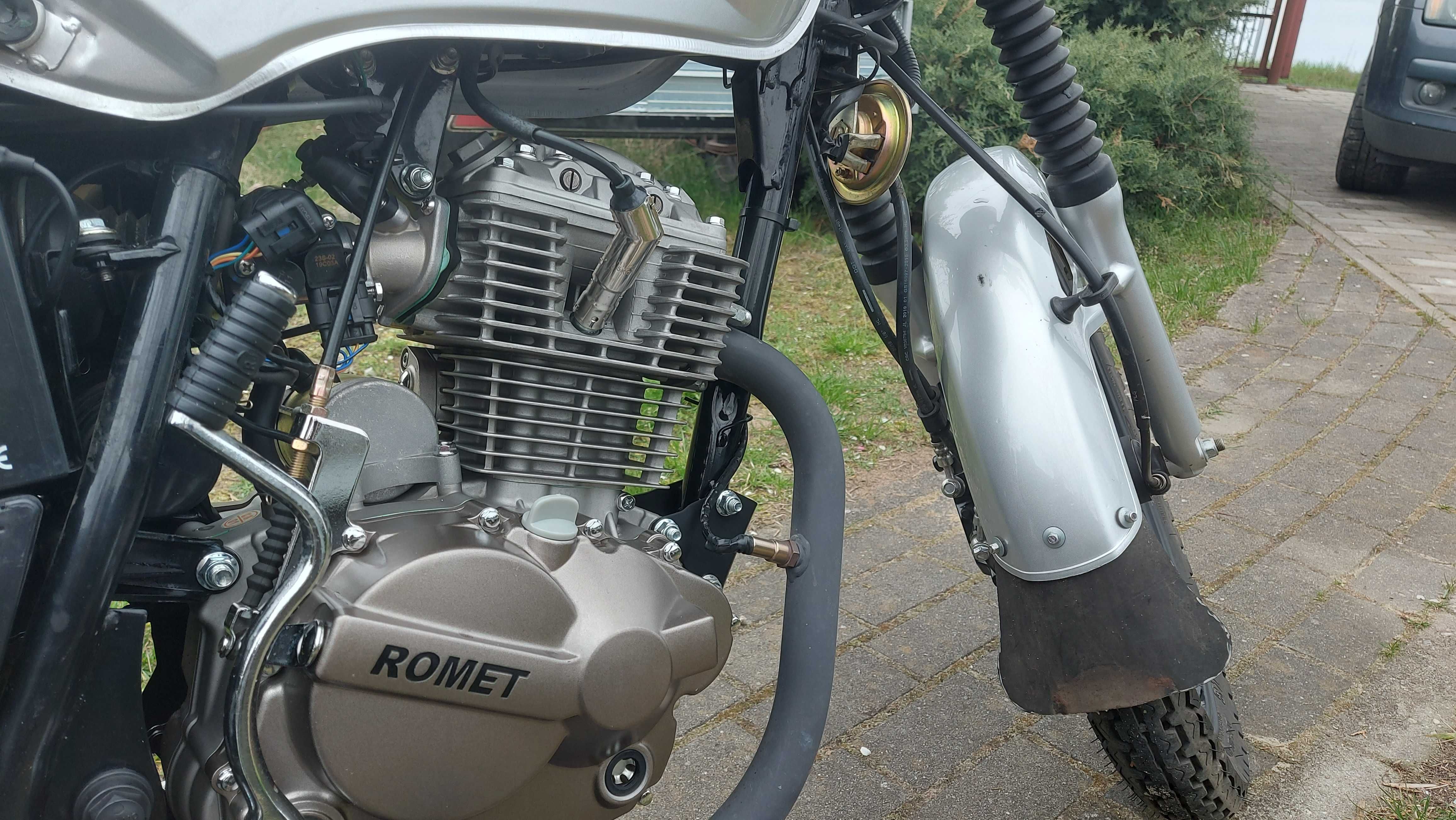 Sprzedam Romet k125 fi