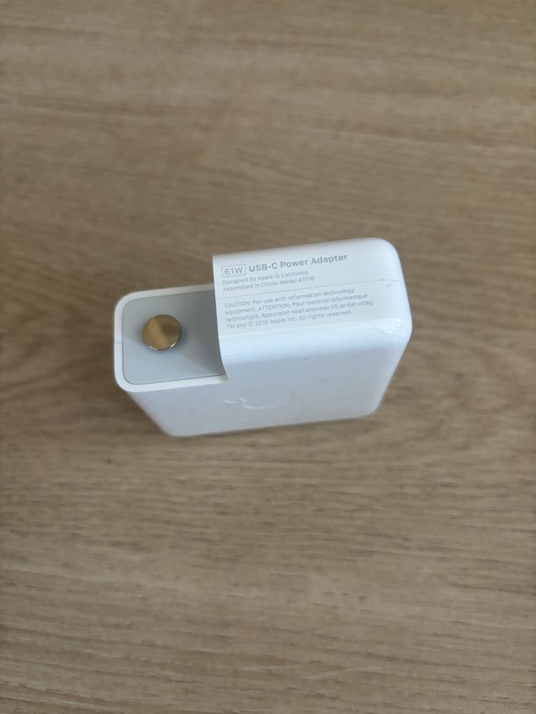 Ładowarka usb-c apple 61w