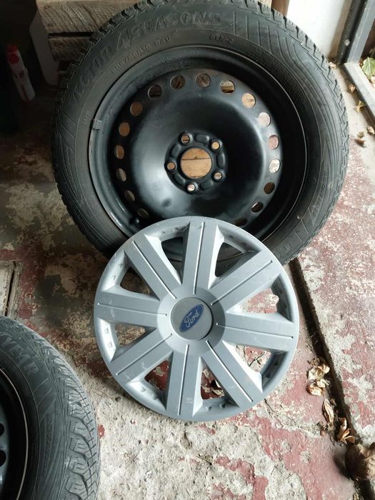 Opony wielosezonowe 205/55/16 plus felgi 5x108