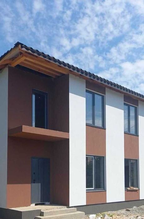 Без%!Продам Дуплекс 130м2 с. Гатне  97000 торг