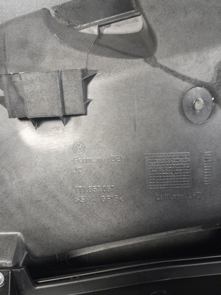 Панель (Торпеда) під Airbag VW Touran 2003-2015p