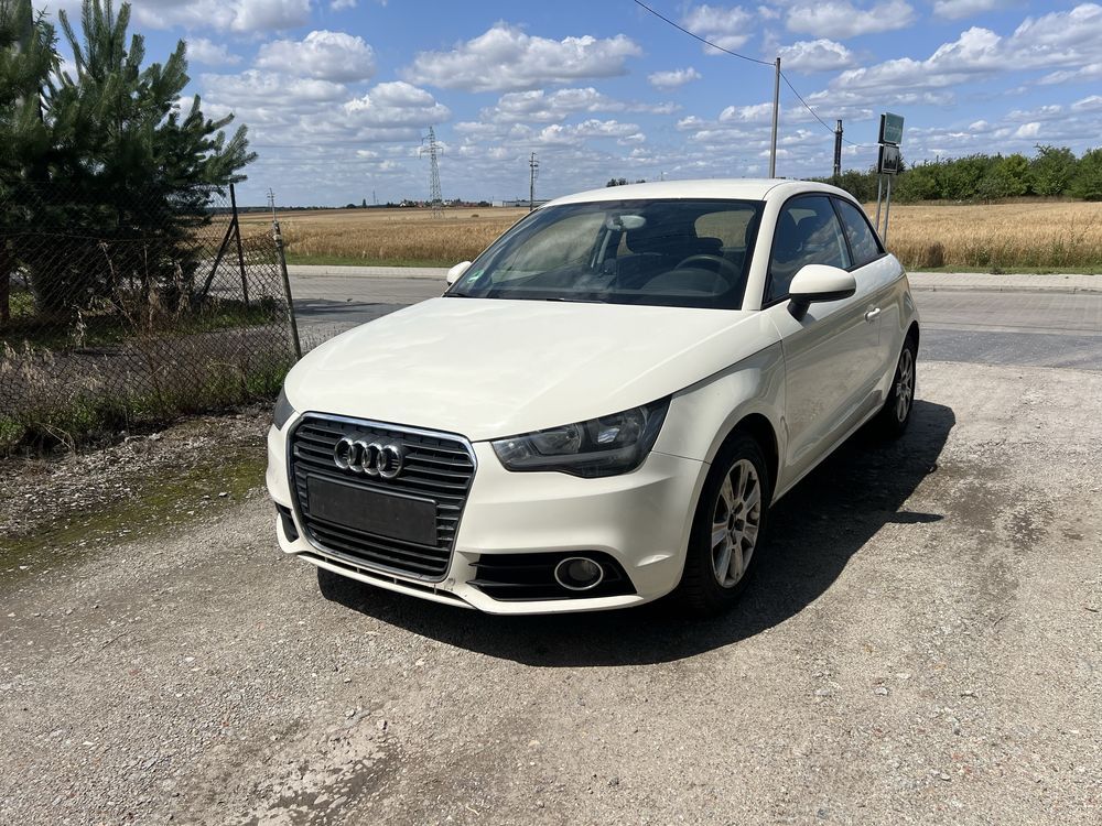 Audi A1 • 2012r • 1.2 • Uszkodzona skrzynia biegów (jezdny)