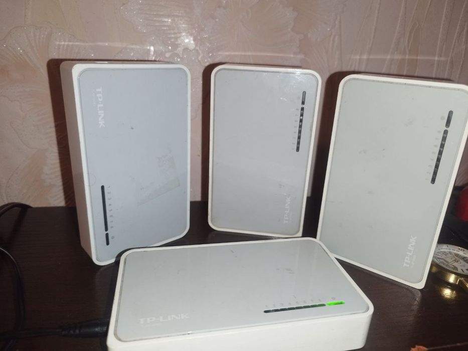 Продам TP-LINK TL SF1008D