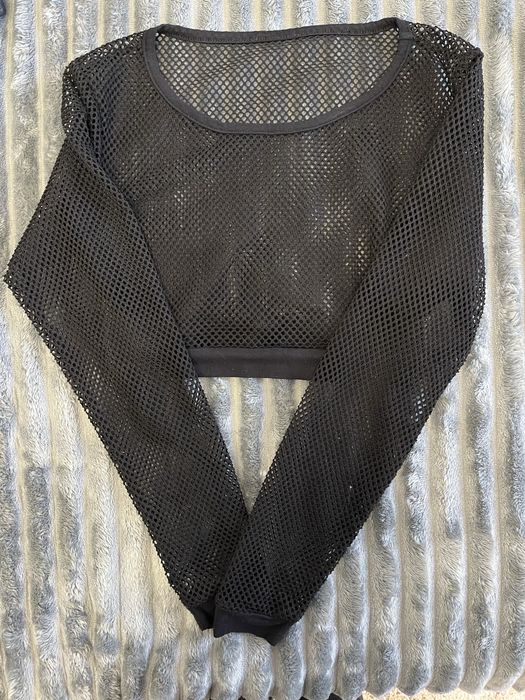 Топ з довгим рукавом у сіточку