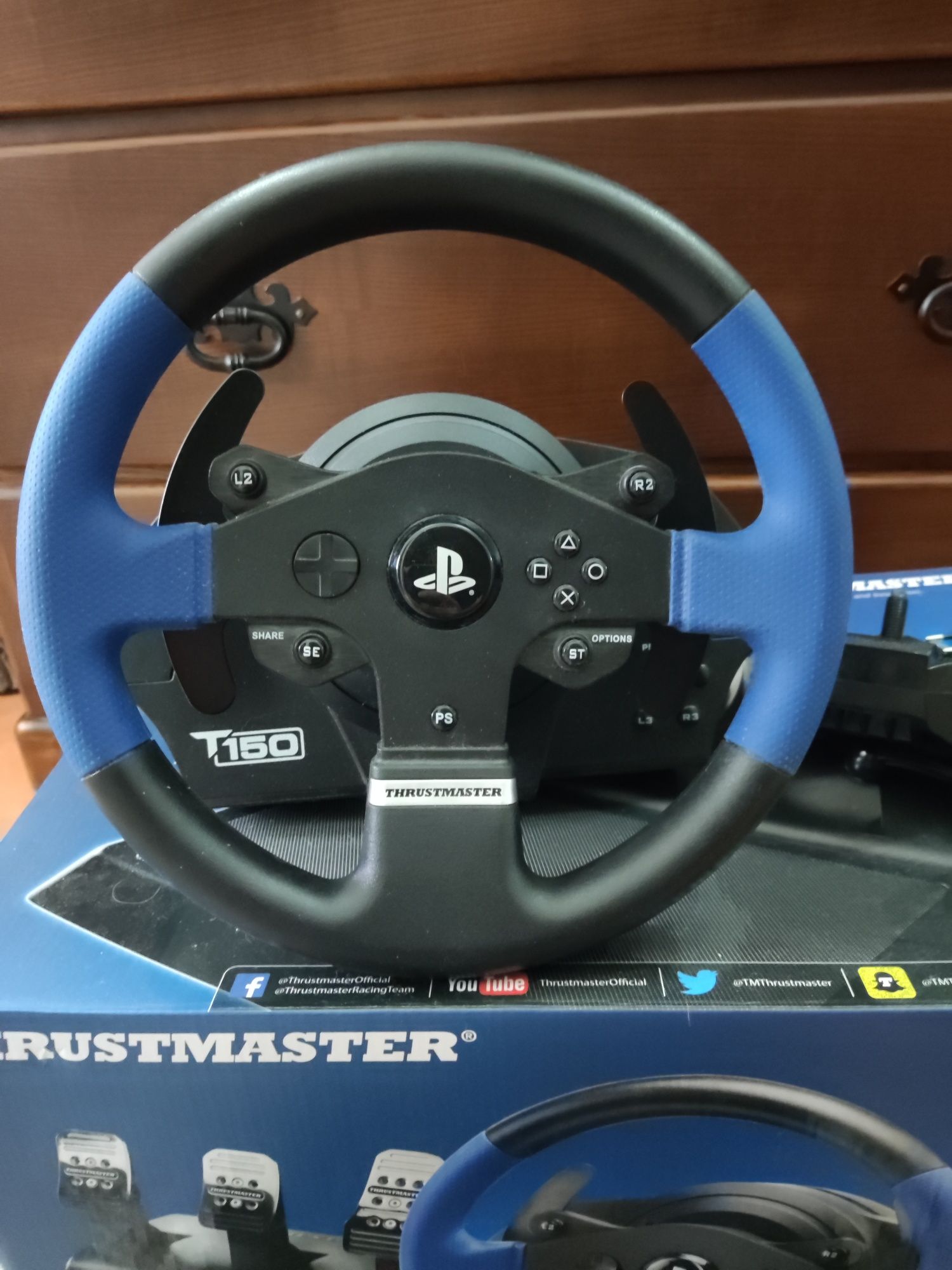 Volante ThrustMaster T150 PRO Force Feedback PRATICAMENTE  NOVO