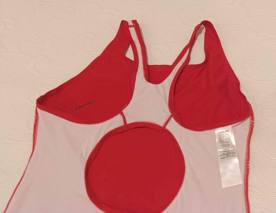 Fato Banho, Piscina, vermelho  - Nº 44 - marca: Nabaiji - Novo