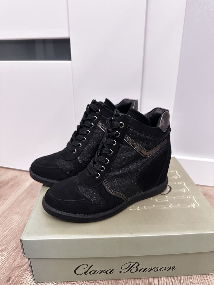 Czarne damskie botki r.37 CCC